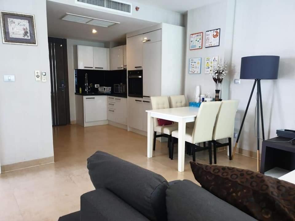Centara Avenue 2 Bedrooms Pool View Pattaya Buitenkant foto