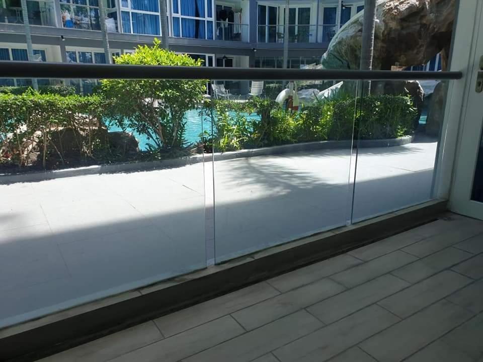 Centara Avenue 2 Bedrooms Pool View Pattaya Buitenkant foto