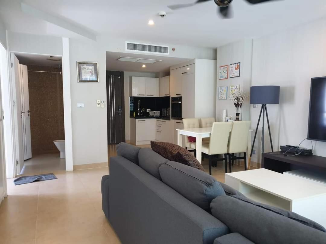 Centara Avenue 2 Bedrooms Pool View Pattaya Buitenkant foto